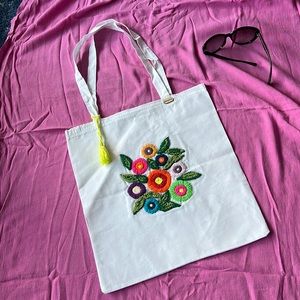 NWT - Nilly's Handmade Punch 'Vintage Garden' Tote Bag